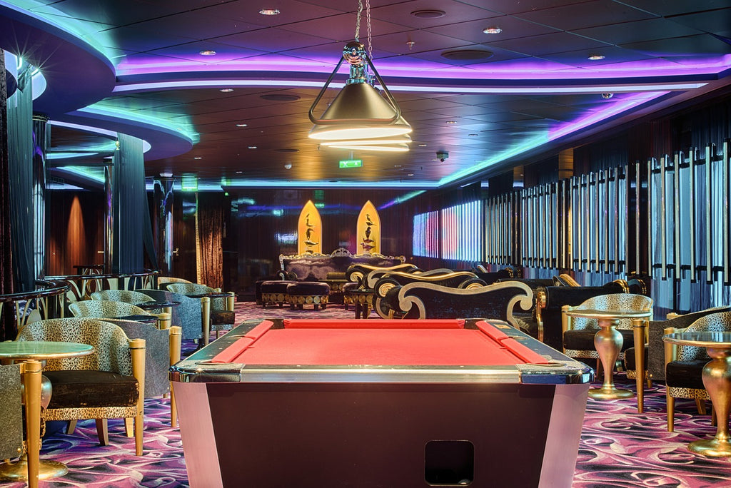 How To Create A Pool Hall Vibe In Your Home Bar