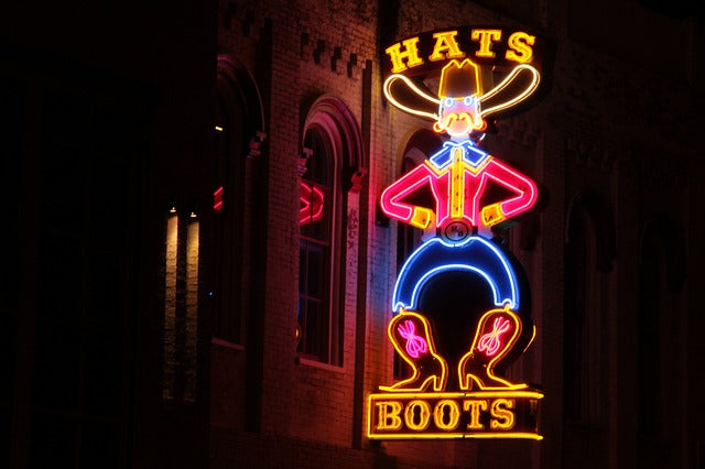 Neon Signs: The Dos and Don’ts
