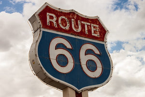 Classic Neon Signs to Look For When Travelling Along Route 66
