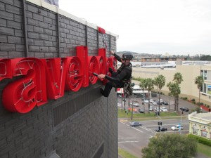 Servicing Your Neon Sign